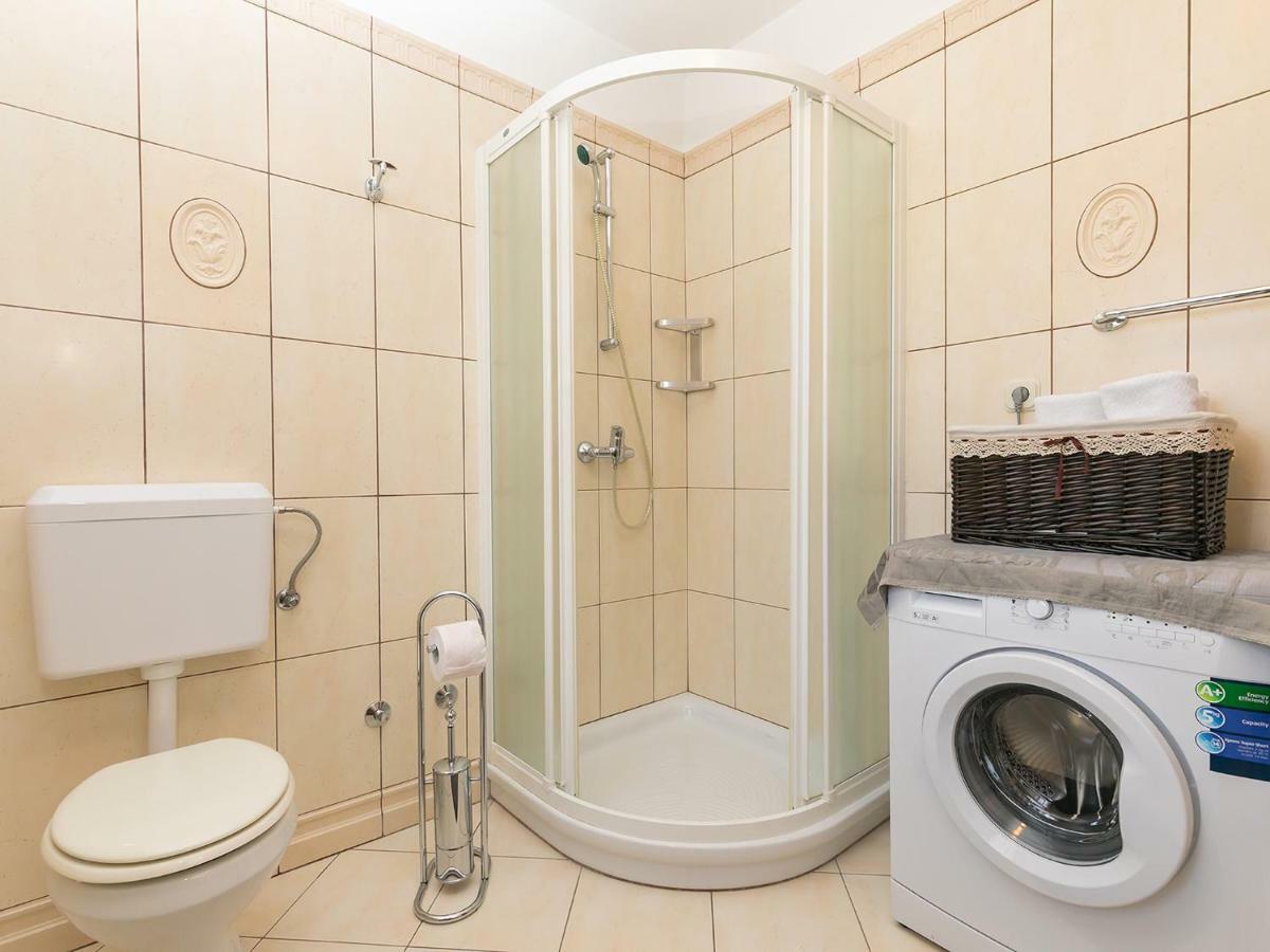 Apartments Nada Vrsar Eksteriør billede