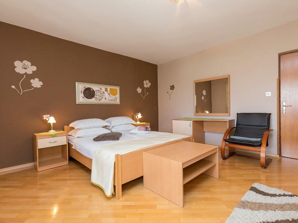 Apartments Nada Vrsar Eksteriør billede