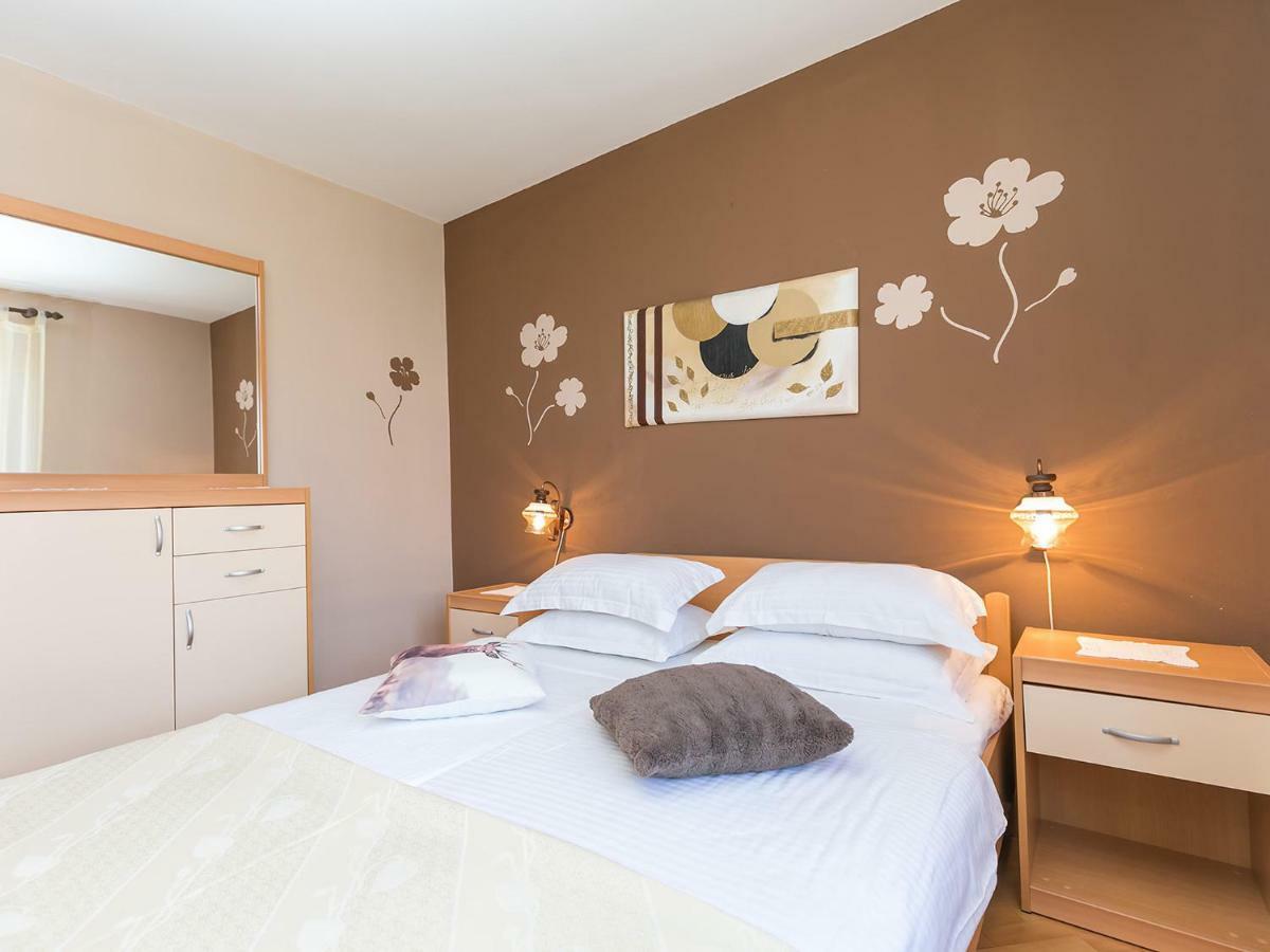Apartments Nada Vrsar Eksteriør billede