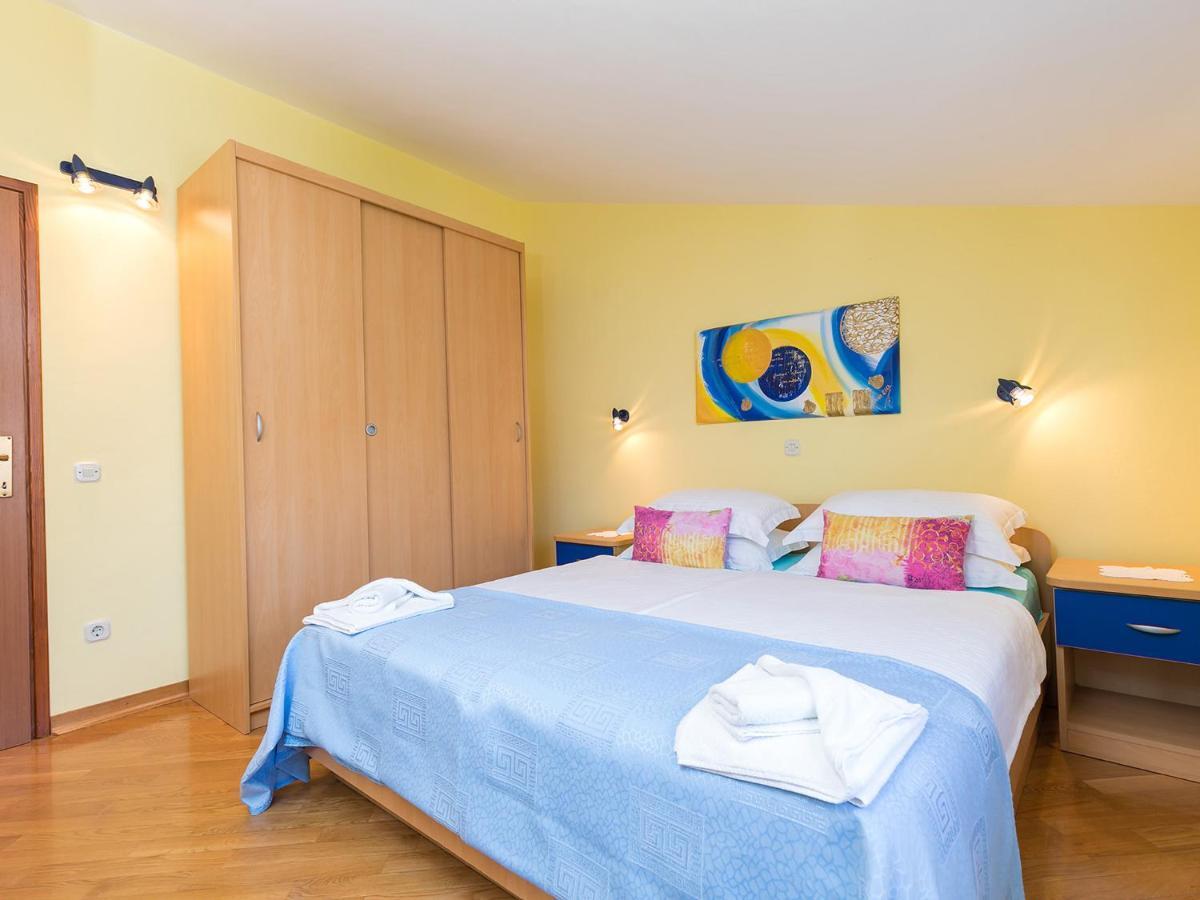 Apartments Nada Vrsar Eksteriør billede