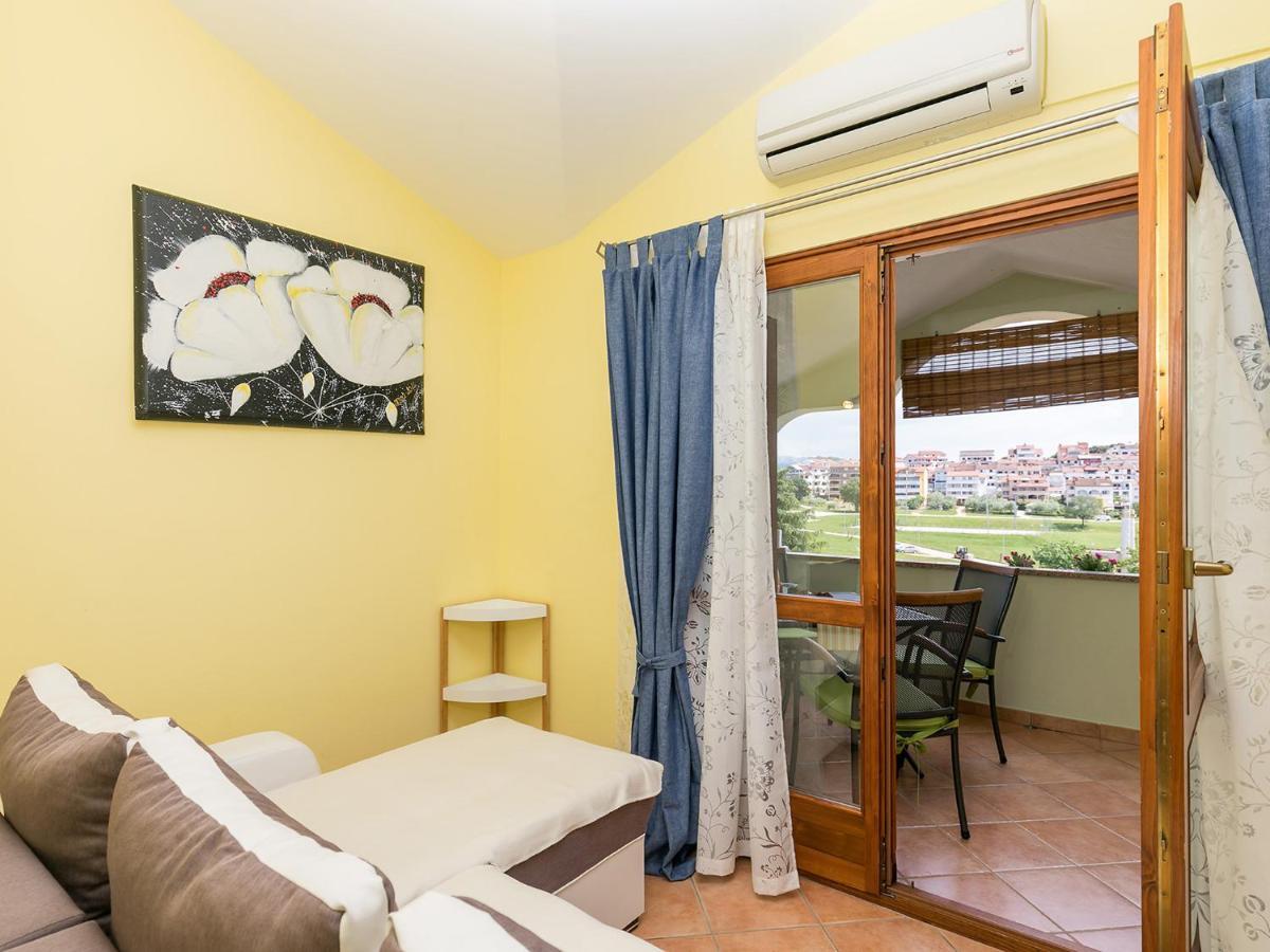 Apartments Nada Vrsar Eksteriør billede